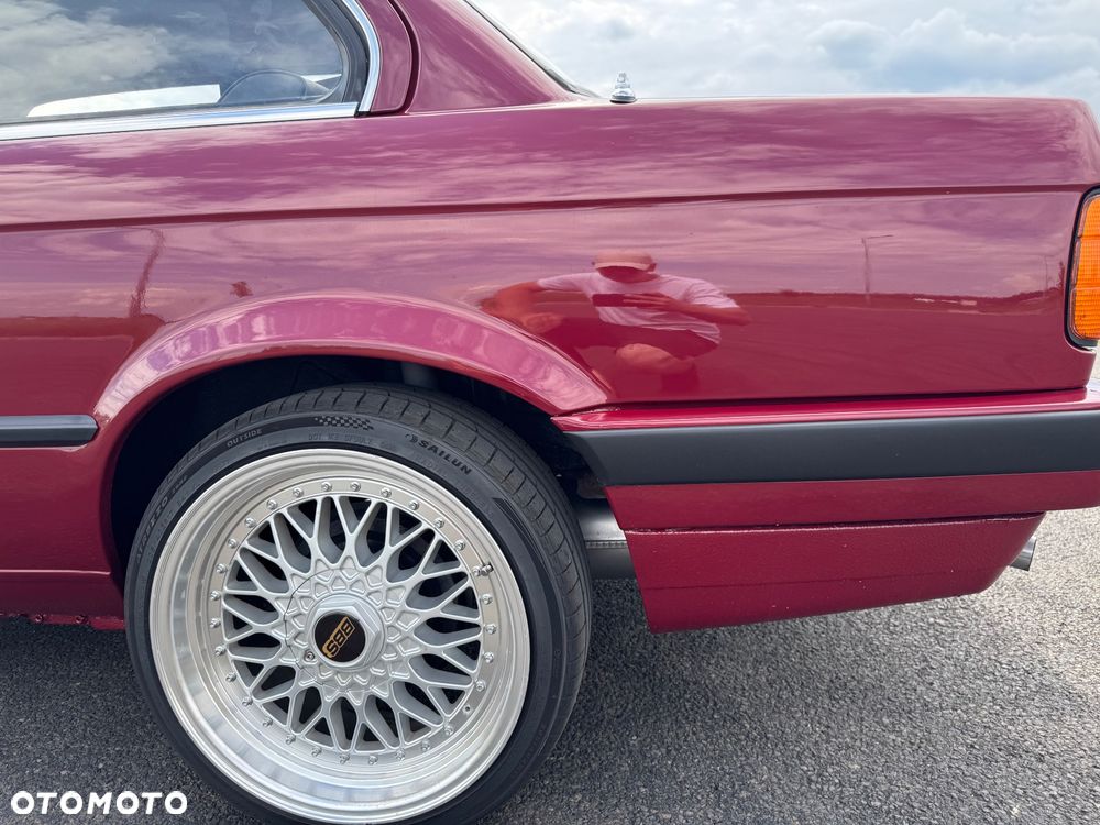 BMW Seria 3 316i - 11