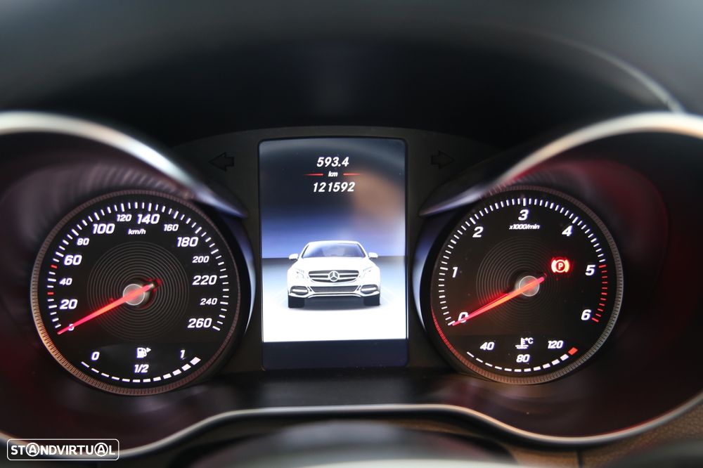 Mercedes-Benz C 200 d Station 7G-TRONIC AMG Line - 10