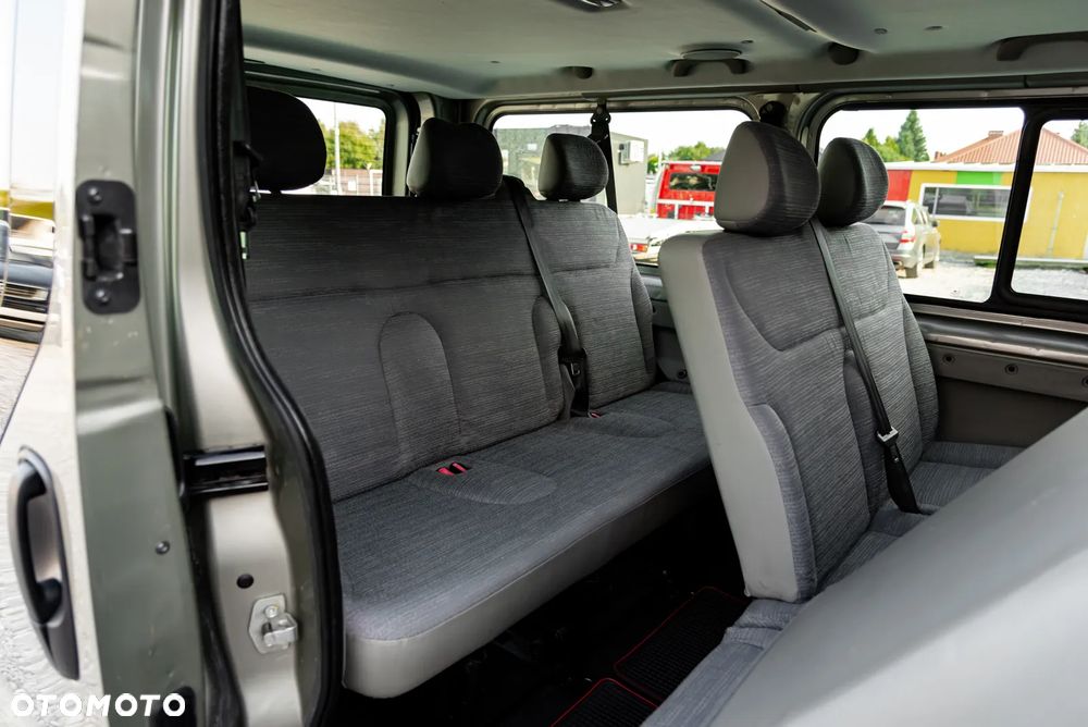 Renault Trafic Passenger L2H1 Expression - 21