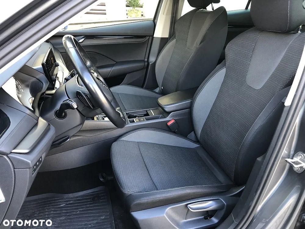 Skoda Octavia 2.0 TDI Ambition DSG - 10