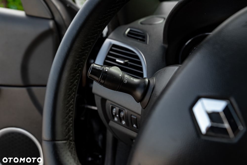 Renault Megane TCe 180 GT - 22