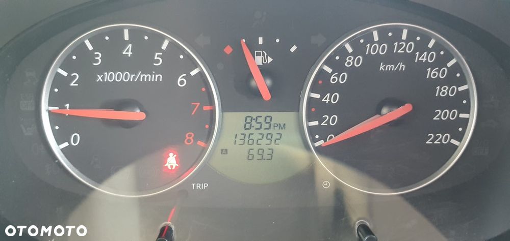 Nissan Micra 1.2 Visia + / Visia - 12
