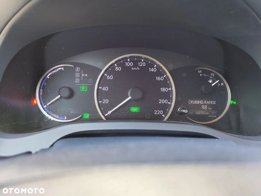 Lexus CT - 13
