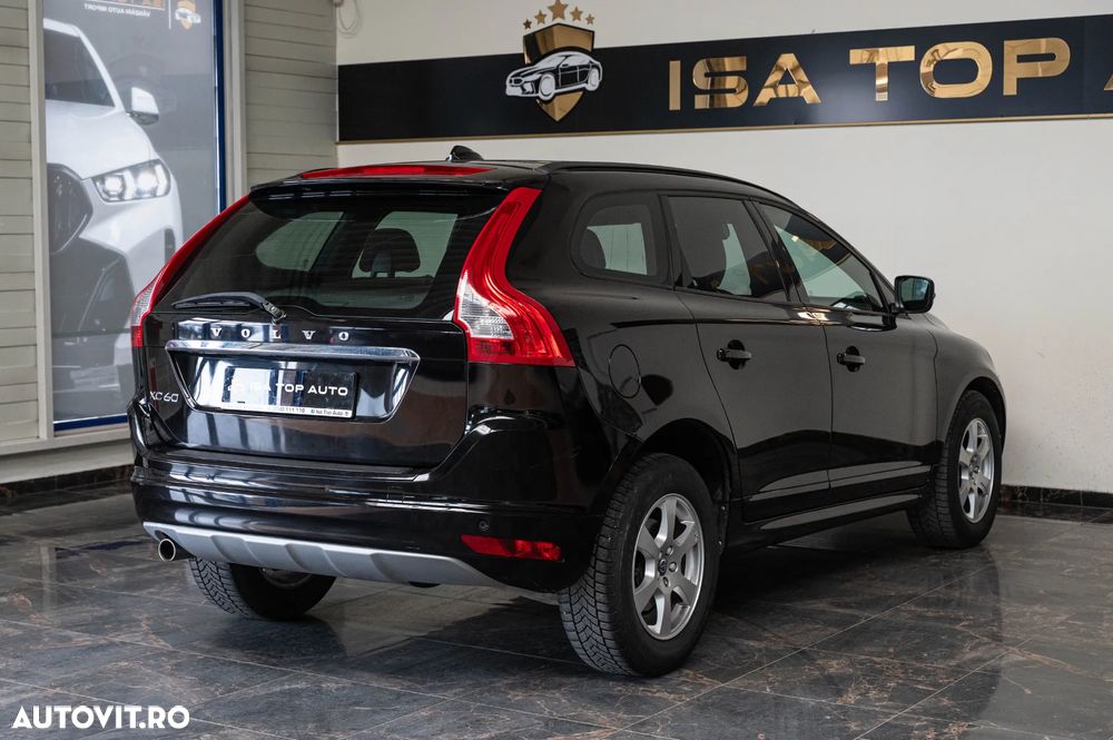 Volvo XC 60 D3 Geartronic Momentum - 31