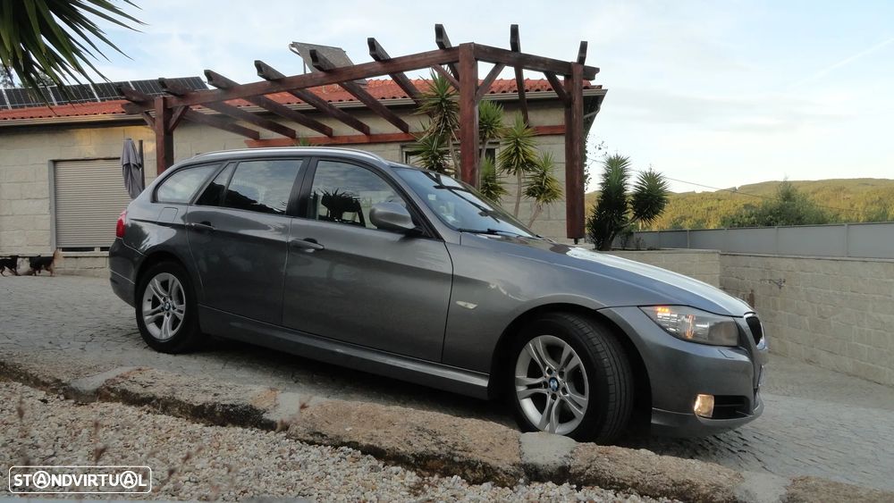 BMW 318 d Touring Navigation - 2