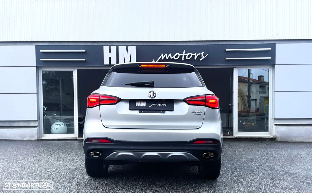 MG EHS Luxury - 4