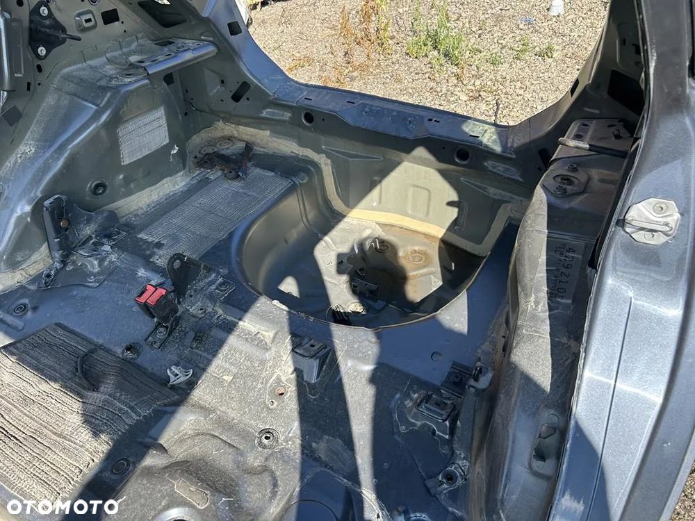 próg progi lewy prawy Ford Fiesta mk7 - 4