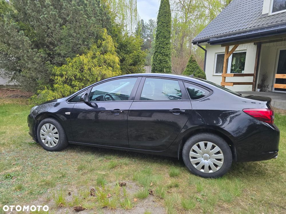 Opel Astra 1.4 Turbo Exklusiv - 6