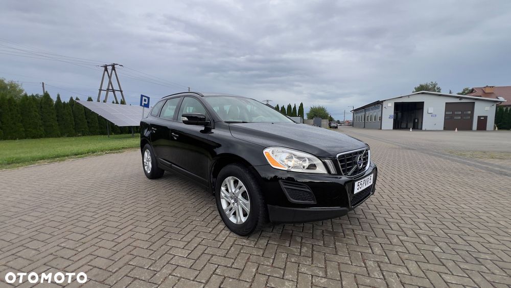 Volvo XC 60 D5 AWD RDesign - 8