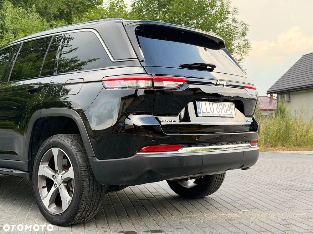 Jeep Grand Cherokee - 11