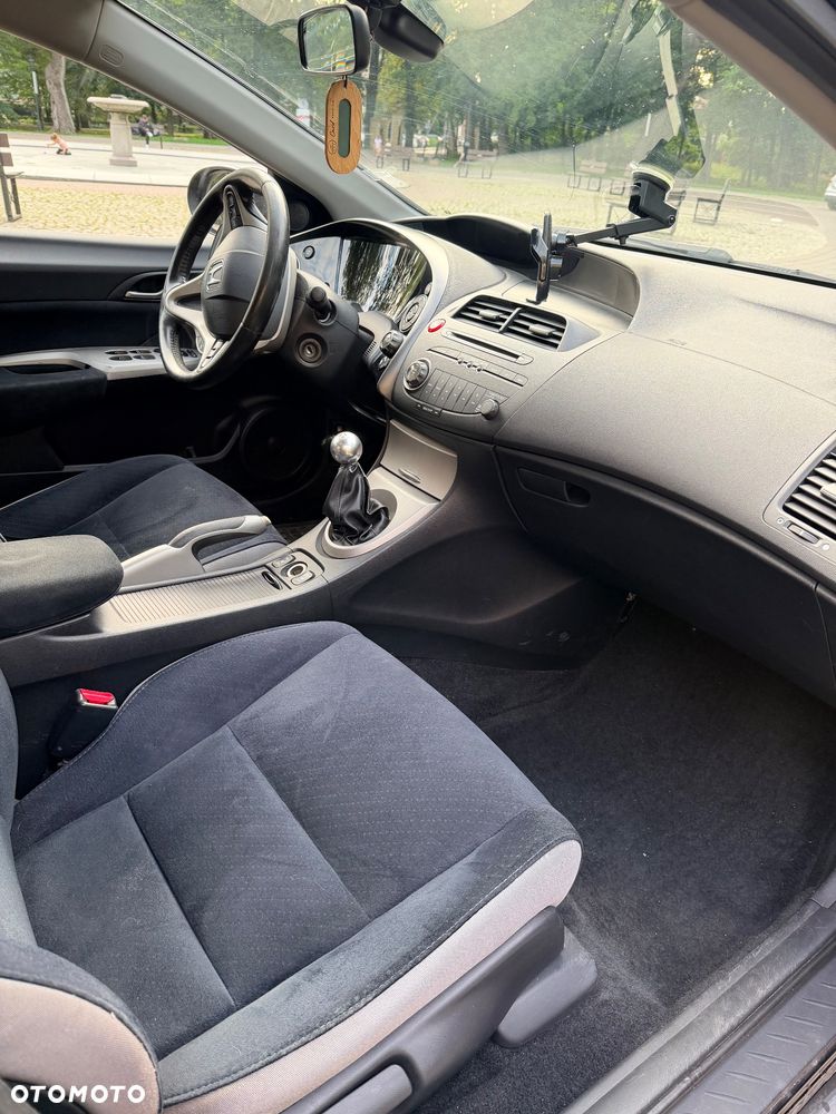 Honda Civic 1.8 Comfort - 14