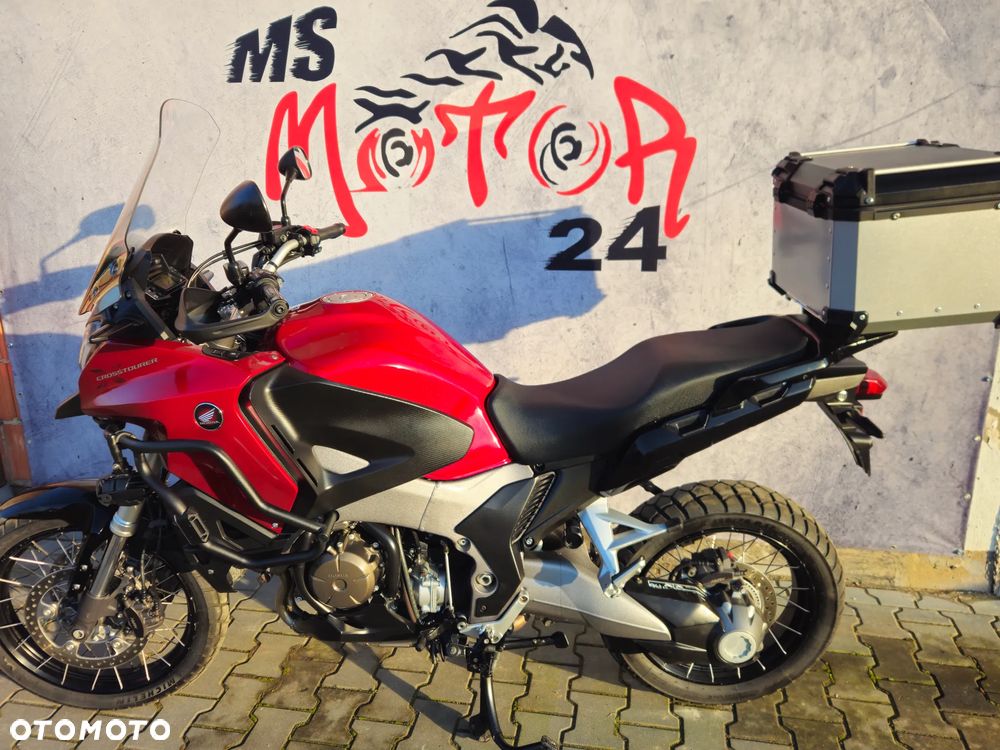 Honda VFR - 2
