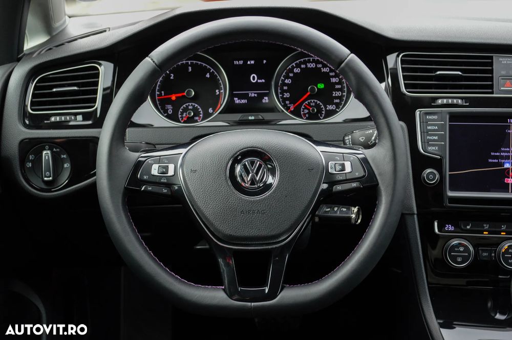 Volkswagen Golf 2.0 TDI (BlueMotion Technology) DSG Highline - 28