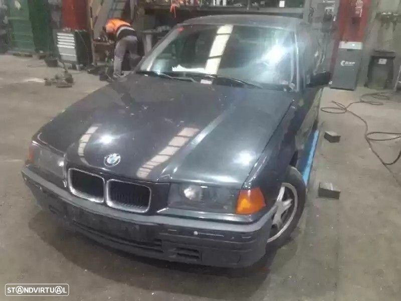 MANGA DE EIXO TRASEIRA DIREITA BMW 3 1997 -33321090450 - 1