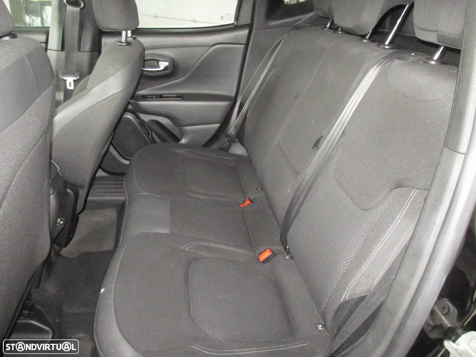 Jeep Renegade 1.6 MJD Limited DCT - 14