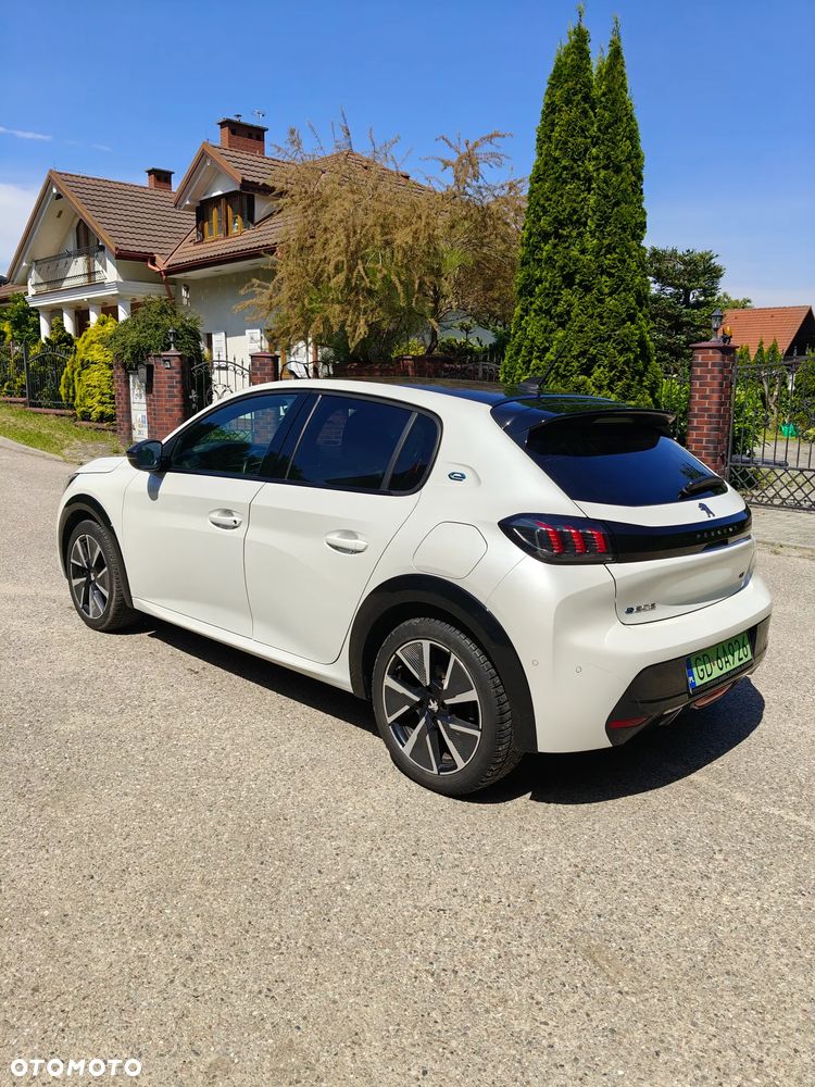 Peugeot 208 - 3