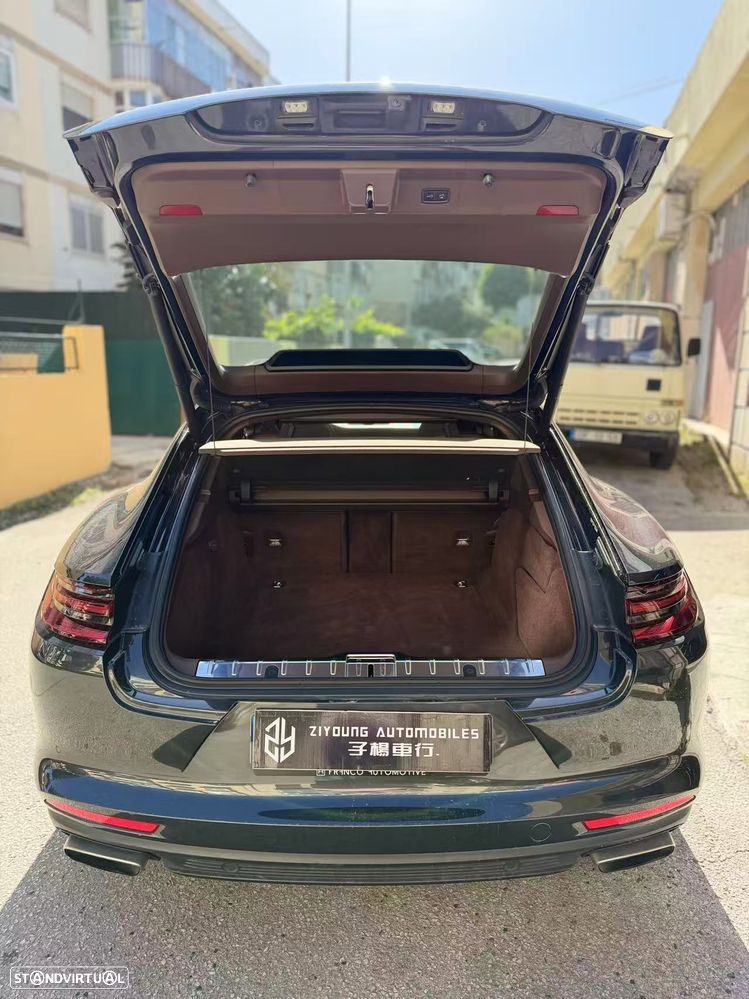 Porsche Panamera 4 E-Hybrid Platinum Edition - 8