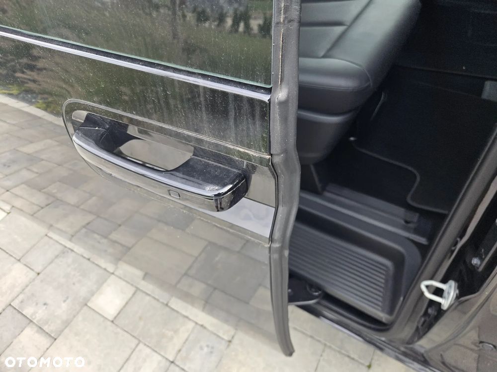 Hyundai Staria 1.6 T-GDI HEV Smart Business - 12