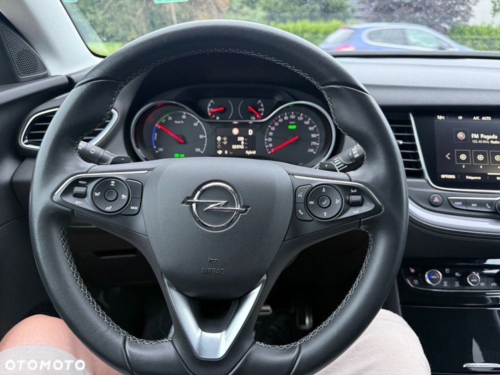 Opel Grandland X Plug-in-Hybrid 1.6 DI Start/Stop Business INNOVATION - 11