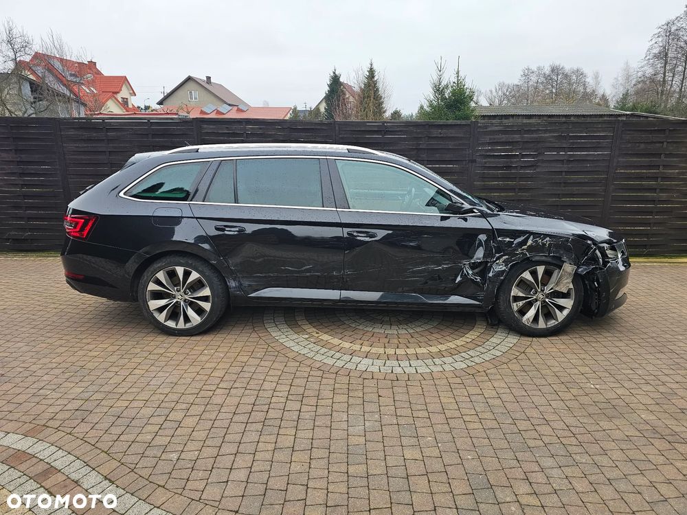 Skoda Superb 2.0 TSI 4x4 L&K DSG - 2
