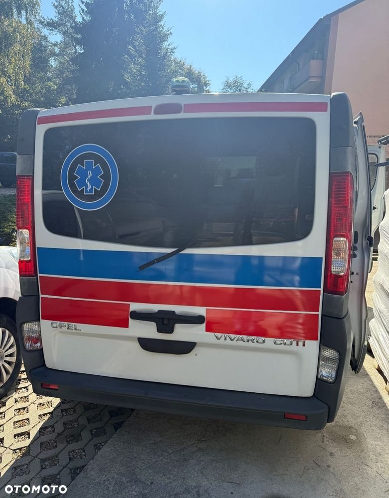 Opel VIVARO Karetka AMBULANS - 4
