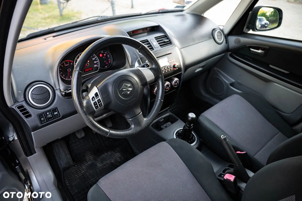 Suzuki SX4 1.6 VVT 4x2 Comfort - 9