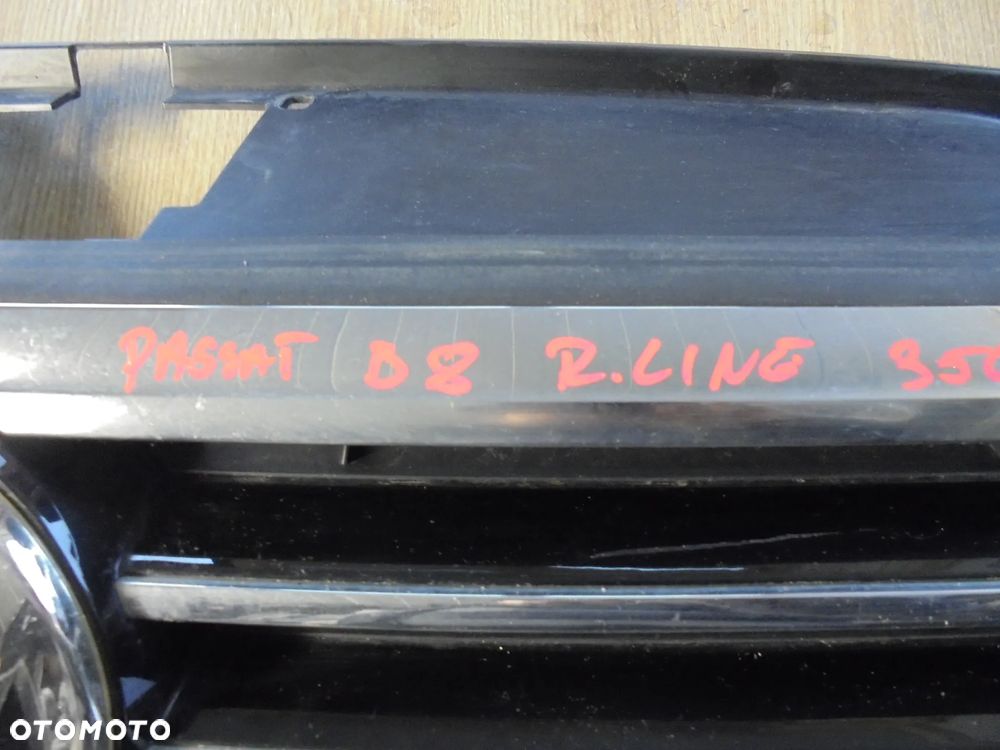 VW PASSAT B8 R-LINE GRILL - 2