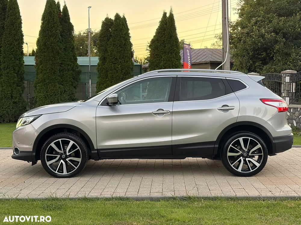 Nissan Qashqai 1.6 DCI TEKNA+ - 22