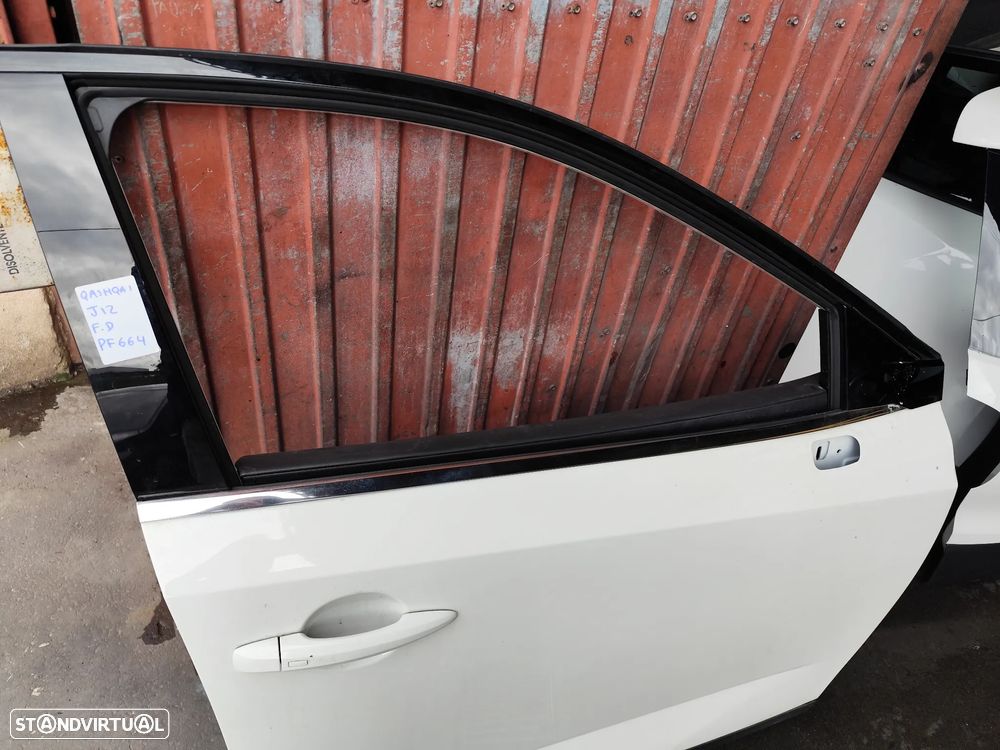 Nissan Qashqai J12 - PORTA FRENTE DIREITA - PF664 - 2