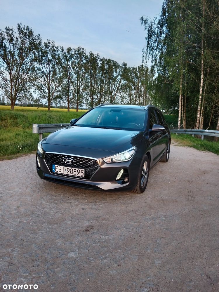 Hyundai i30 1.6 CRDi Classic + - 15