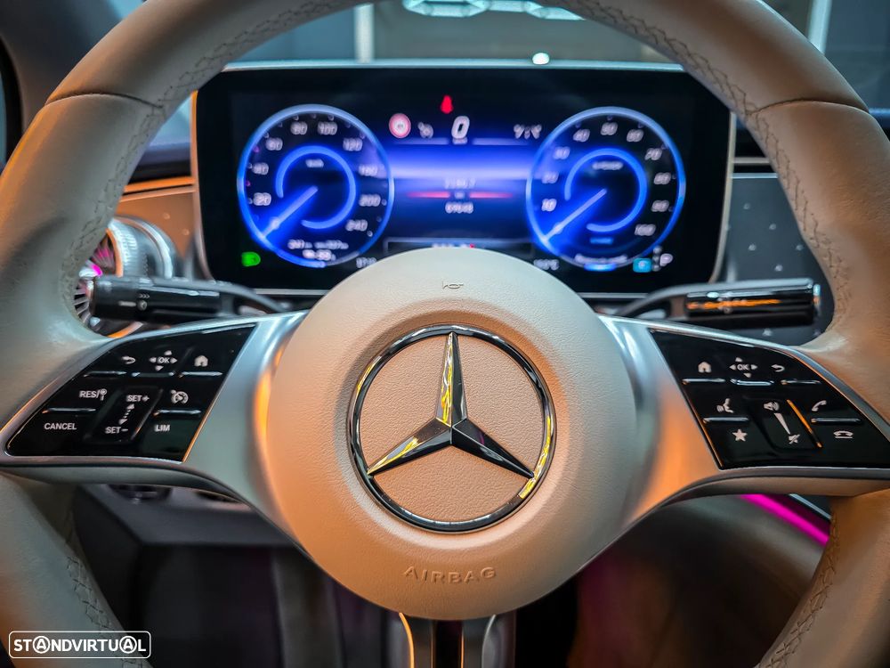 Mercedes-Benz EQE SUV 300 - 37