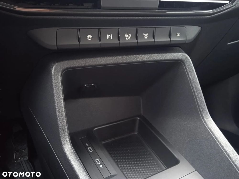 Ford Tourneo Connect 2.0 EcoBlue Titanium - 27