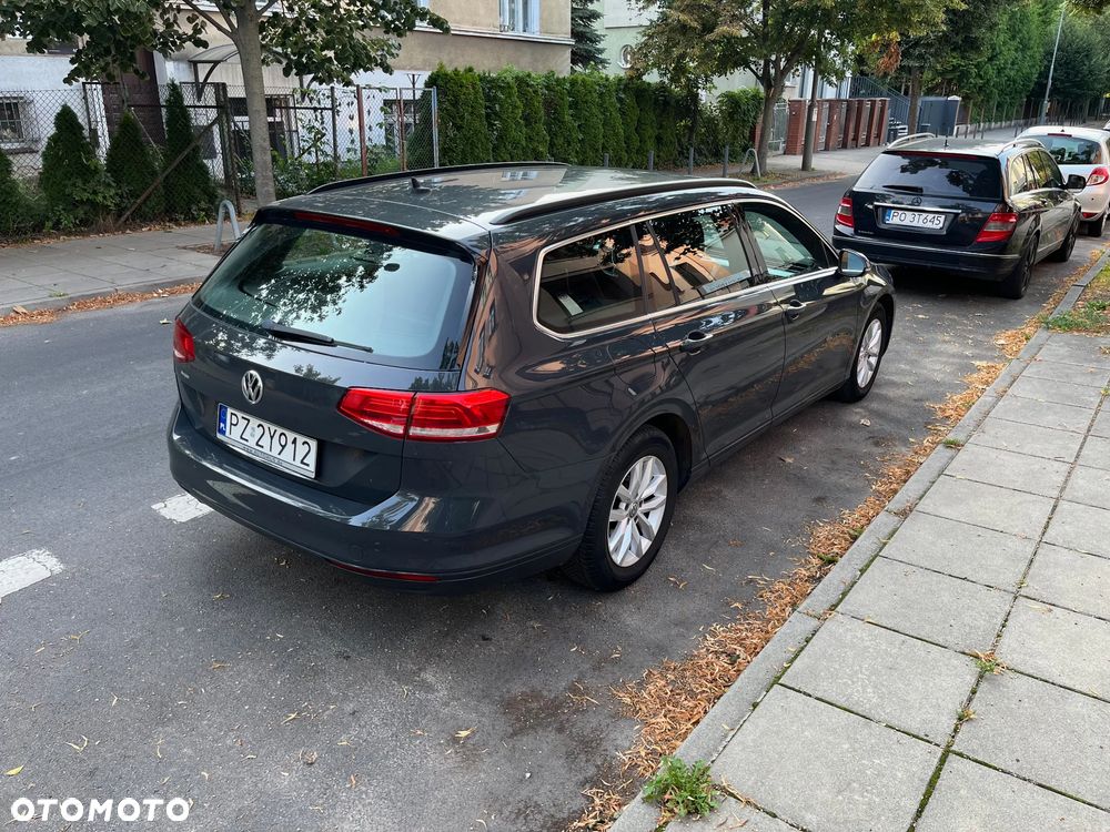 Volkswagen Passat 2.0 TDI SCR DSG Comfortline - 5