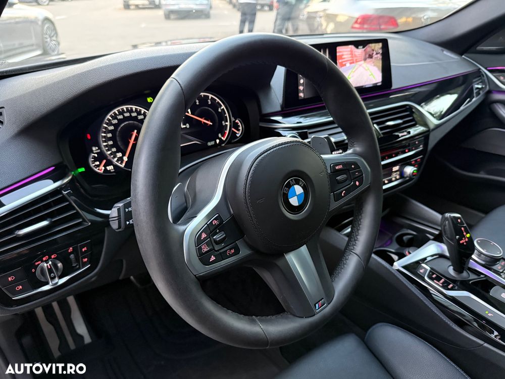 BMW Seria 5 520d xDrive Aut. M Sport Edition - 9