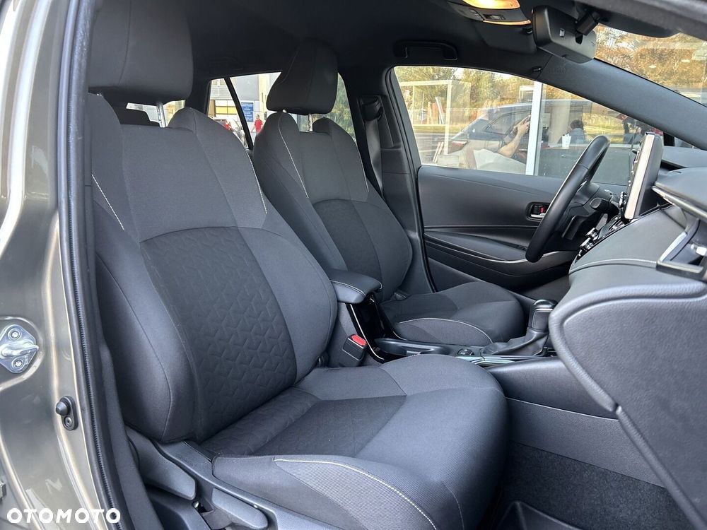 Toyota Corolla 2.0 Hybrid Comfort - 10