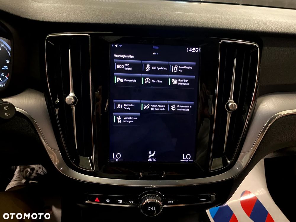 Volvo V60 D3 SCR Momentum - 19