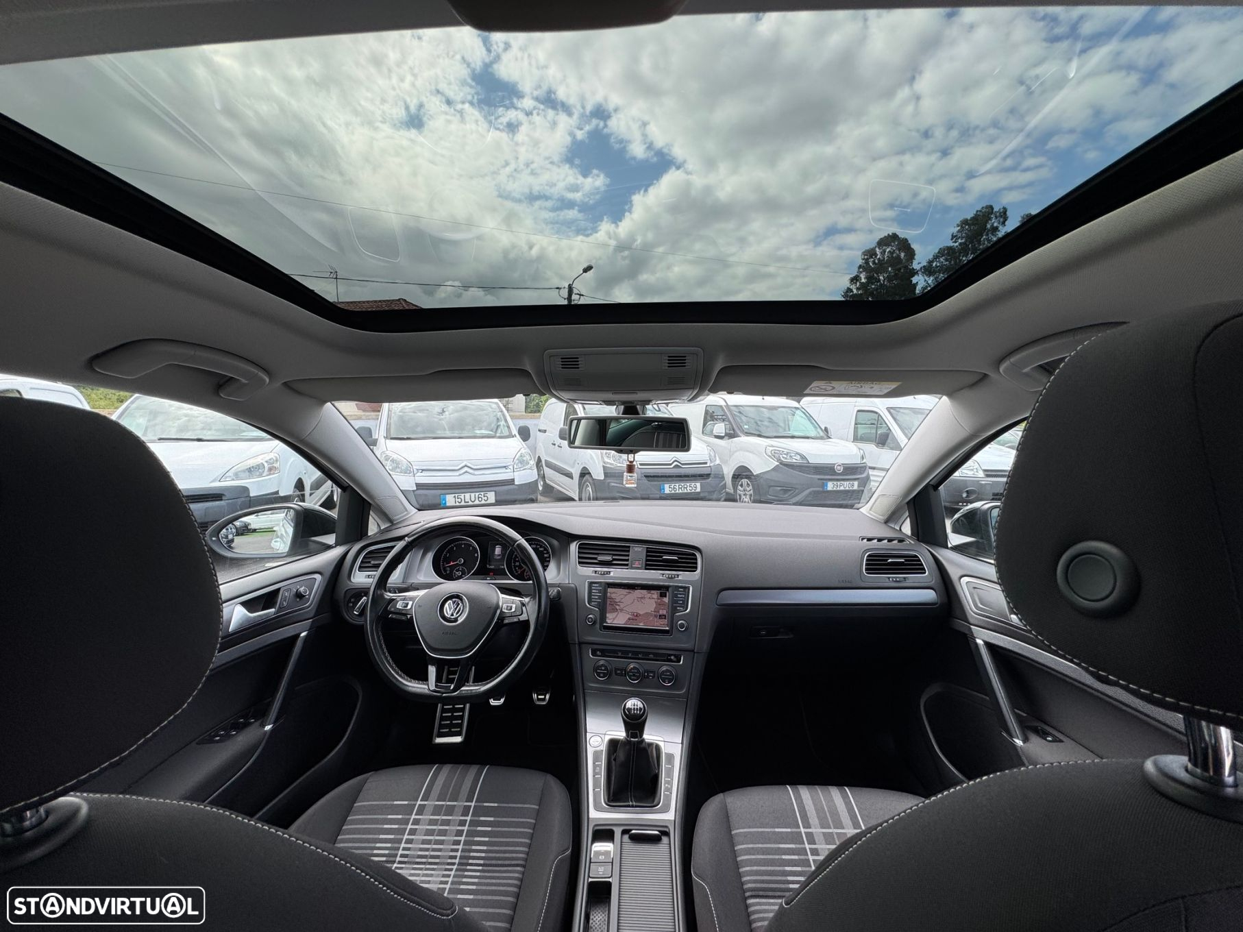 VW Golf 1.2 TSi BlueMotion Lounge - 32