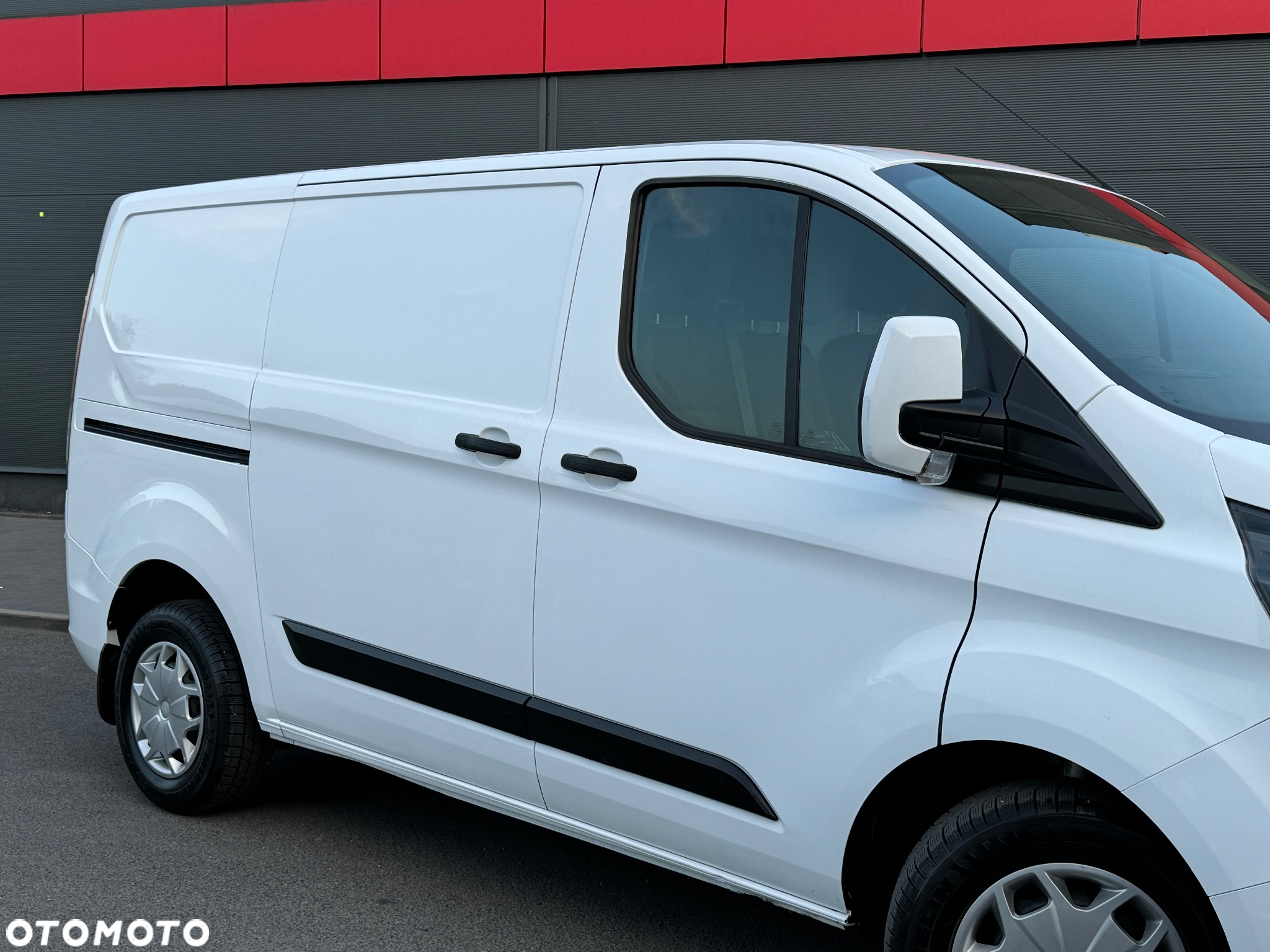 Ford Transit Custom - 12