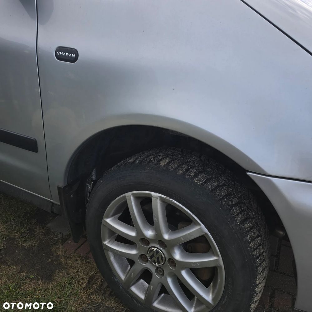 Volkswagen Sharan 1.9 TDI Comfortline - 10