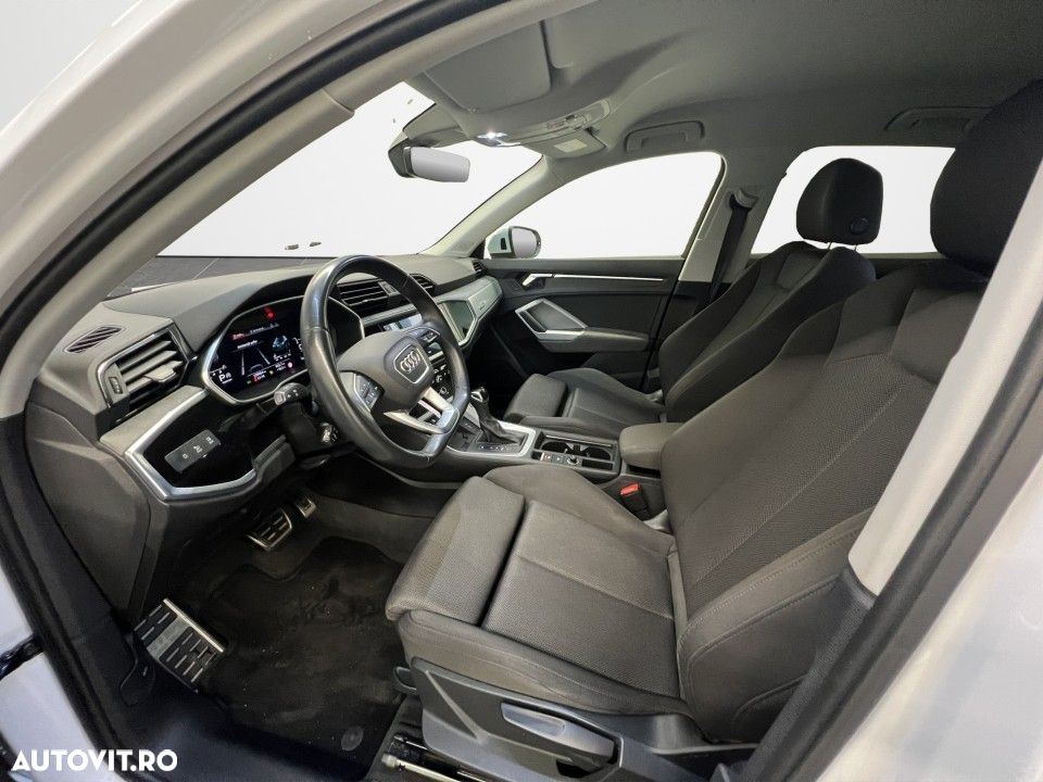 Audi Q3 2.0 40 TFSI S tronic quattro S Line - 9