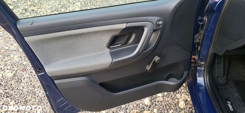 Skoda Fabia 1.2 HTP Classic - 11