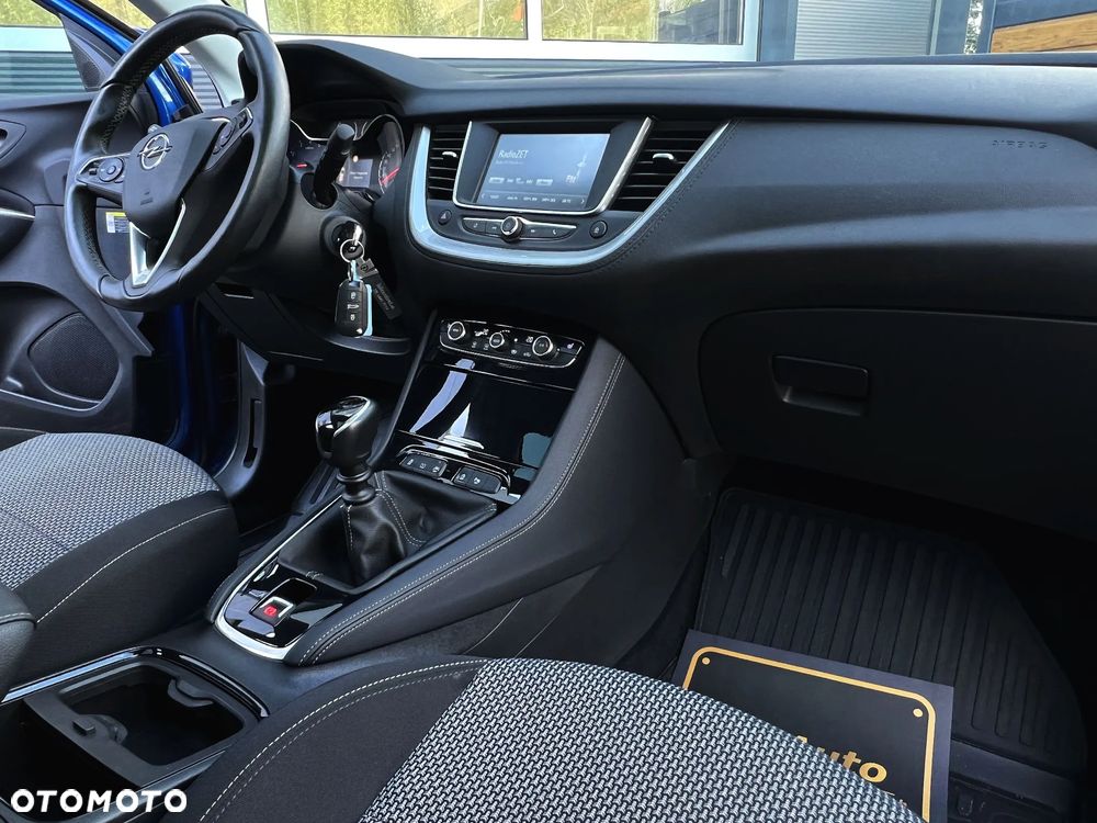 Opel Grandland X 1.5 CDTI Edition S&S - 10