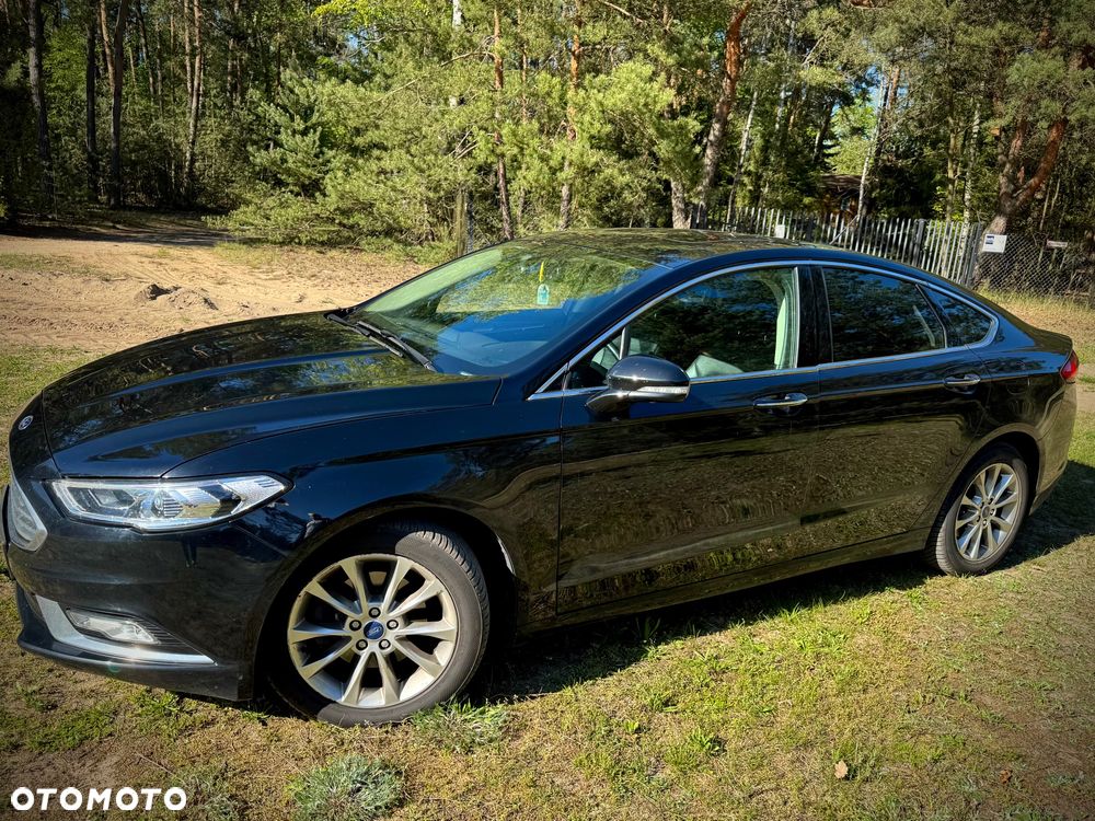 Ford Fusion - 4