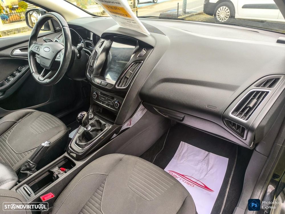 Ford Focus SW 1.5 TDCi EcoBlue Titanium - 9