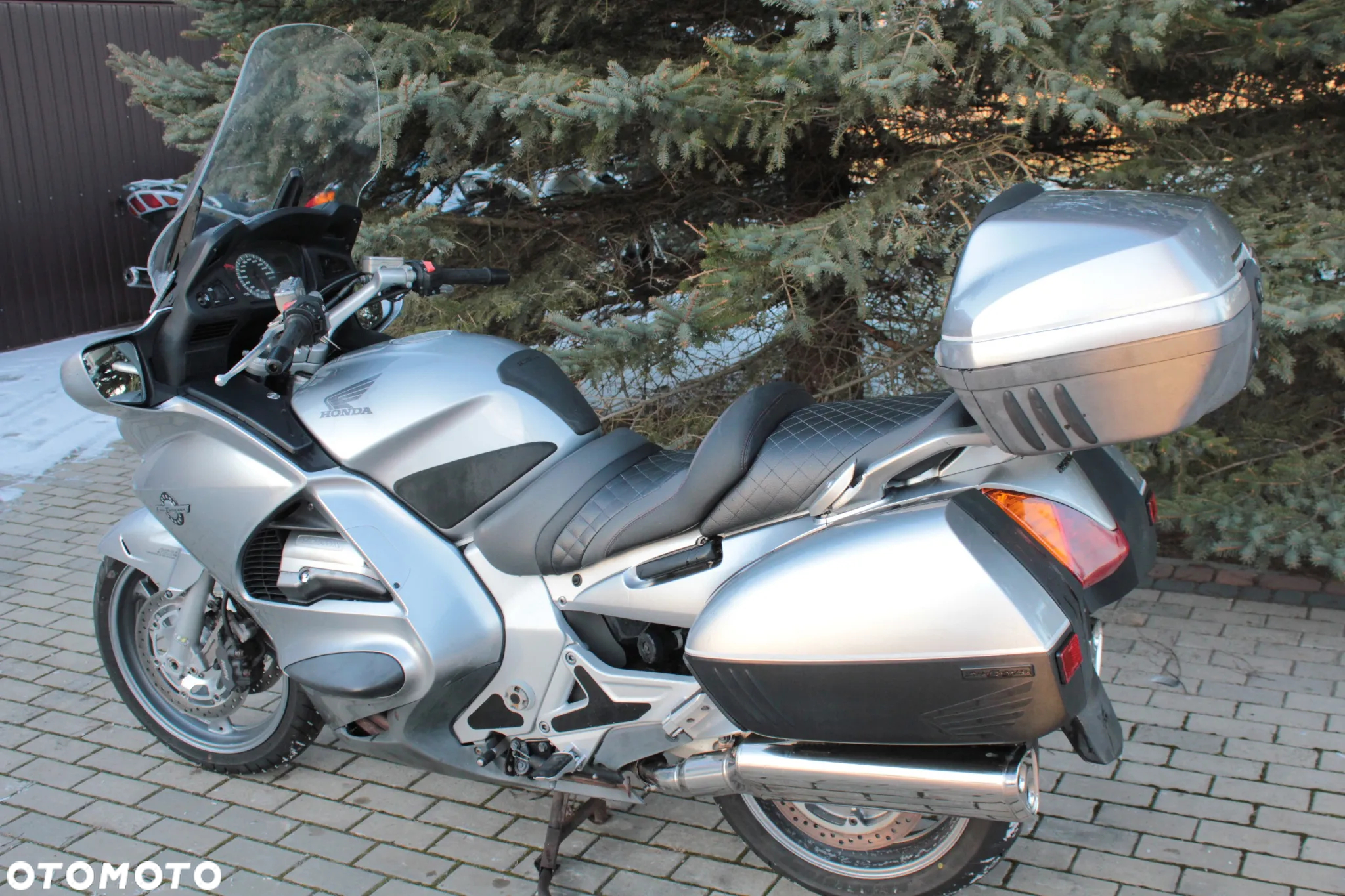 Honda ST - 17