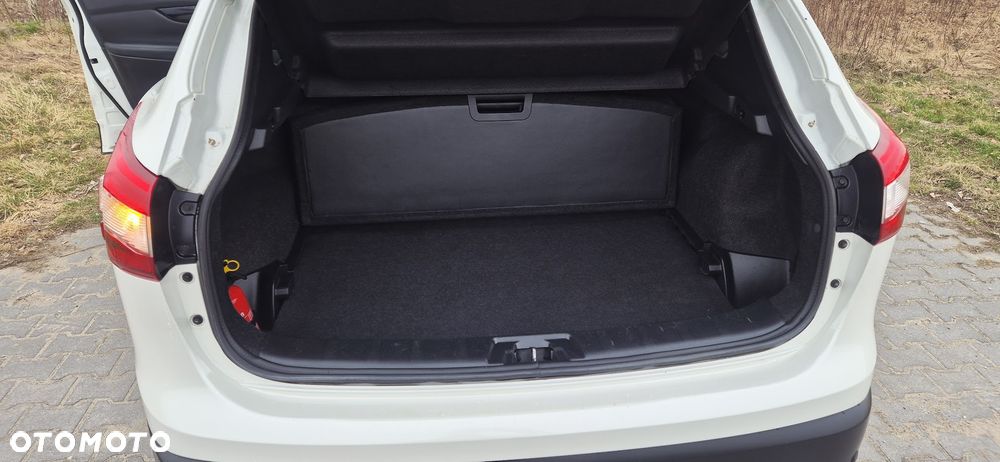 Nissan Qashqai 1.6 DCi Tekna Xtronic - 9