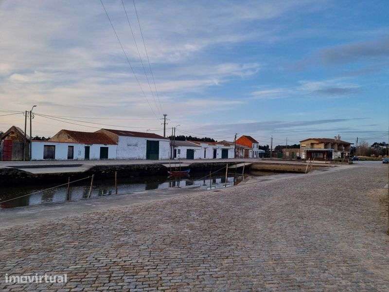 Terreno no Cais da Ribeira de Ovar
