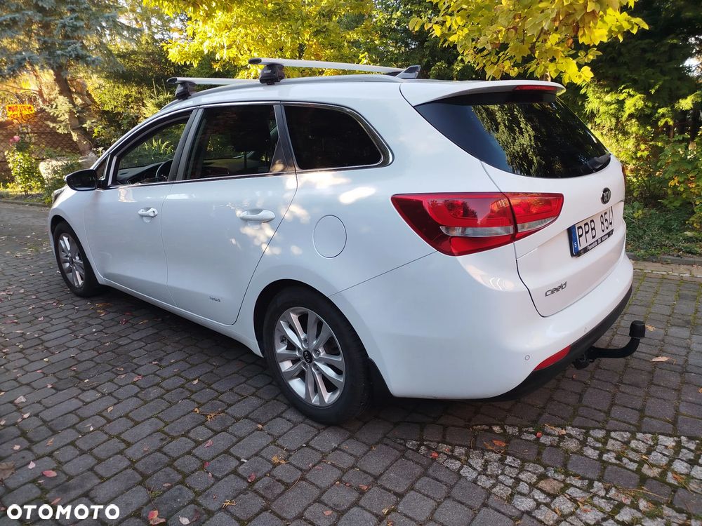 Kia Ceed - 14