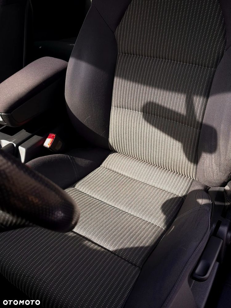 Audi A4 Avant 1.8 T quattro - 10