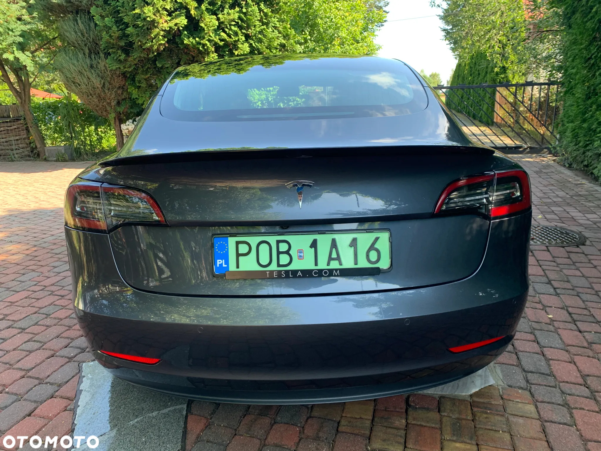 Tesla Model 3 Standard Reichweite Plus Hinterradantrieb - 3